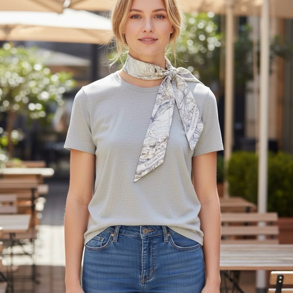 DIOR Floral Silk Scarf 😍🌸 - Picture 2 of 16